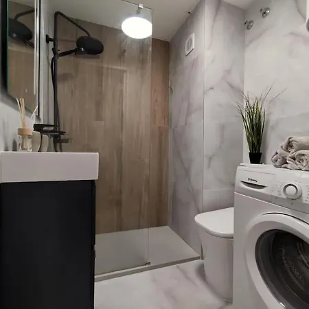 아파트 Casa Black & White