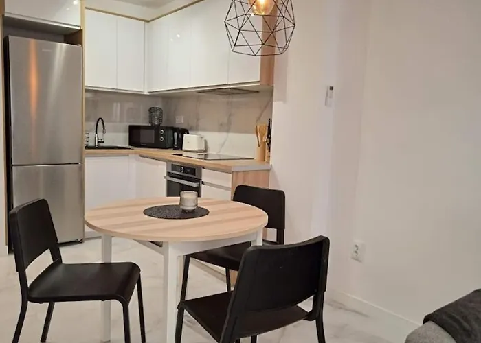 Casa Black & White Apartment